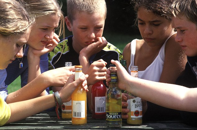 Félmillió gyermek fogyaszt alkoholt havonta