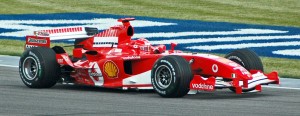 799px-Schumacher_Ferrari_in_practice_at_USGP_2005-300x116