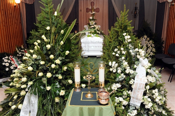 Bándy Katát július 23-án hétfőn temették el