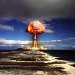 atomrobbanás